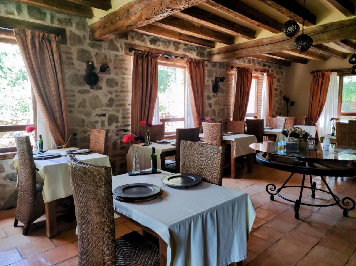 Posada Restaurante Fuenteplateada Collado Hermoso 외부 사진